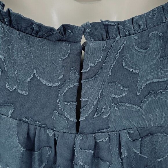 Loft Knee Length Dress Size 8 Petite Frey Flowy Ruffle neckline and Cap Sleeve - Picture 7 of 12